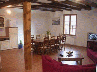 Gross 100m Duplex bis 11 Personen.
